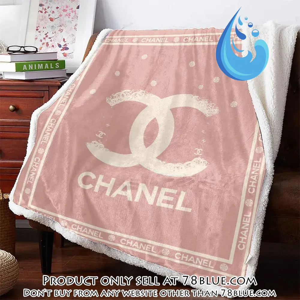 Chanel pinky luxury brand premium blanket fleece home decor special gift for family friend 78b5641481